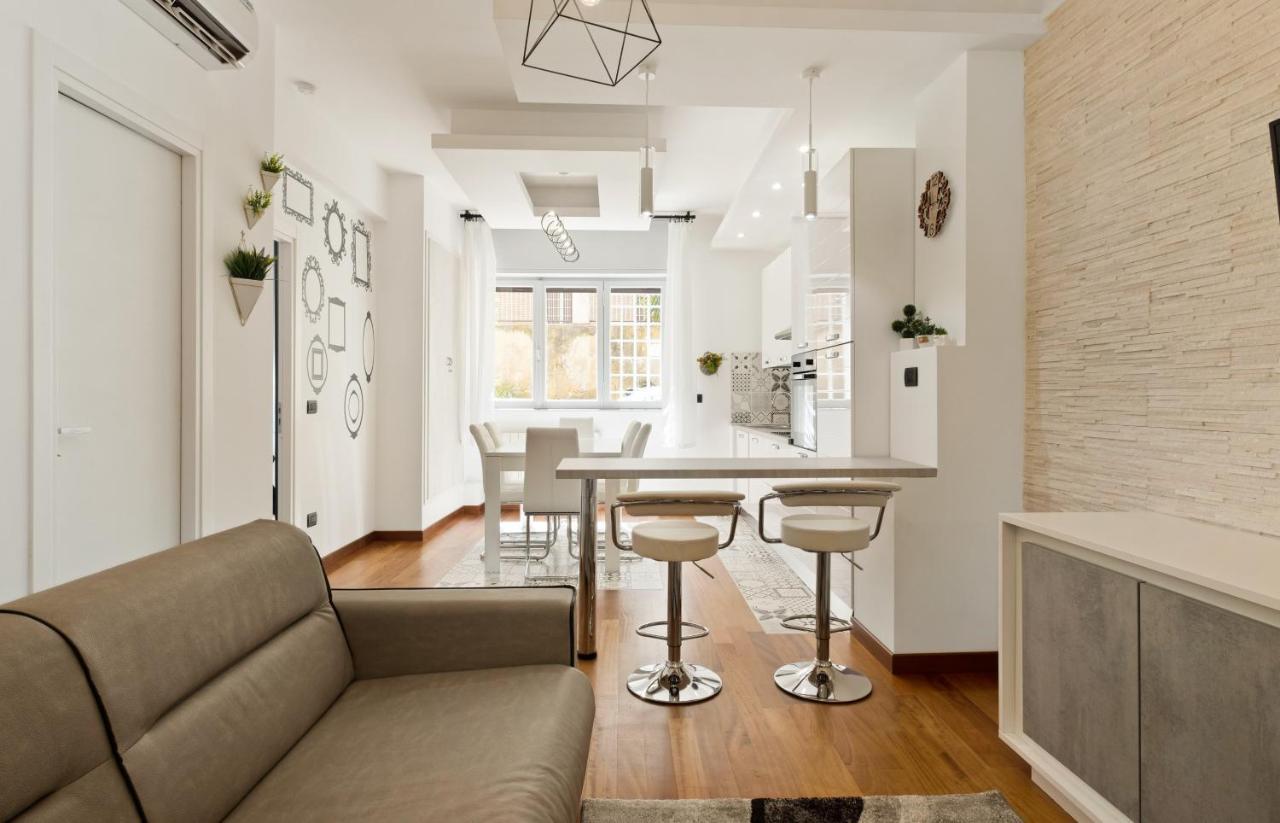 3 Bed Modern Flat - 15 Minutes Walk To Colosseum Rome Exterior photo