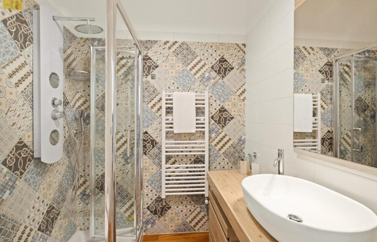 3 Bed Modern Flat - 15 Minutes Walk To Colosseum Rome Exterior photo